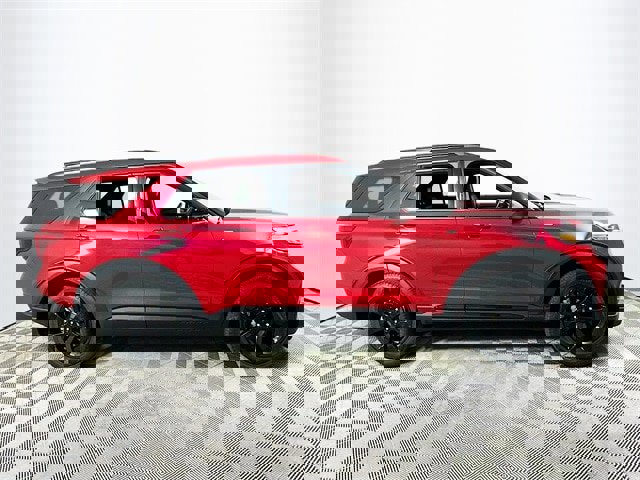 Certified 2023 Ford Explorer ST-Line w/ Class IV Trailer Tow Package image 2