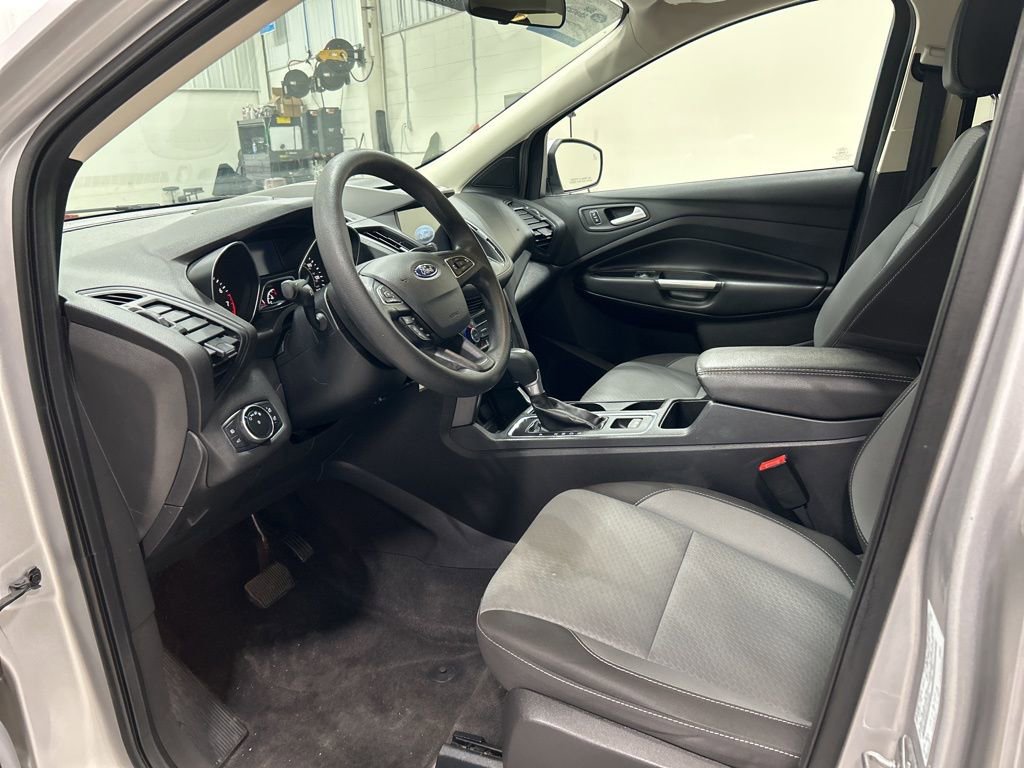 Certified 2017 Ford Escape SE w/ Equipment Group 201A AWD/4WD image 11