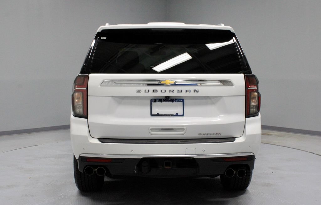 Used 2023 Chevrolet Suburban Premier AWD/4WD image 10