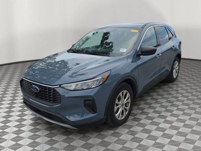 Certified 2023 Ford Escape Active FWD image 3