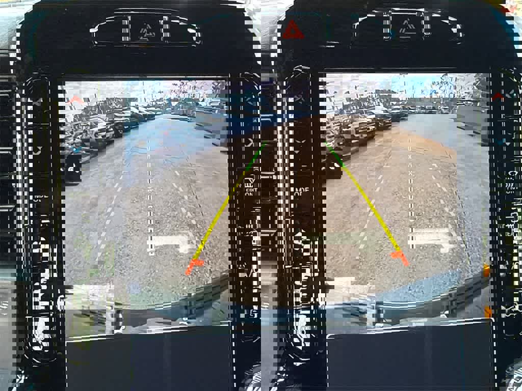 Used 2023 RAM 1500 Limited w/ Body Color Bumper Group image 28