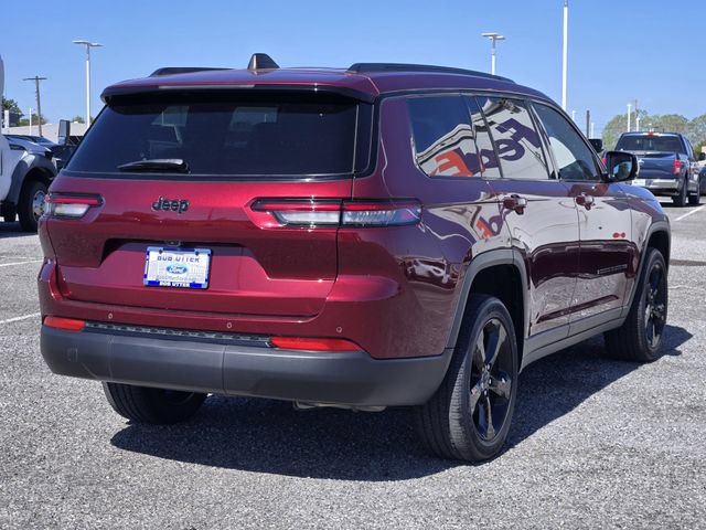 Used 2023 Jeep Grand Cherokee L Laredo RWD image 7