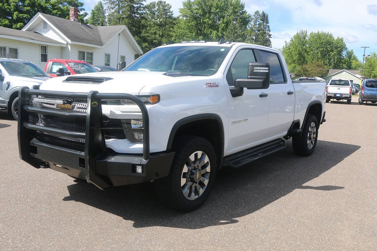 Used 2024 Chevrolet Silverado 2500 Custom w/ Custom Value Package AWD/4WD image 9