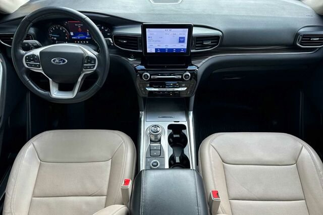 Certified 2021 Ford Explorer Limited w/ Equipment Group 301A AWD/4WD image 13