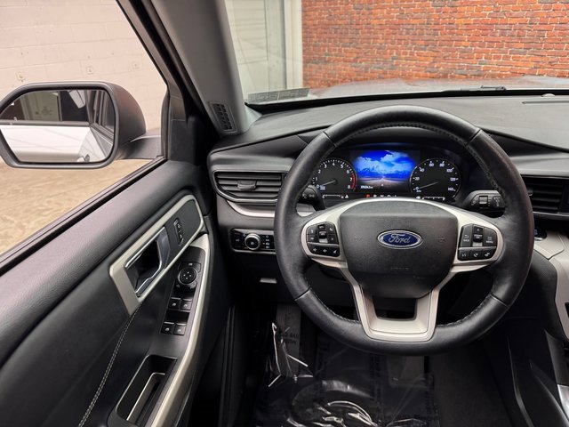 Certified 2023 Ford Explorer XLT w/ Equipment Group 202A image 13