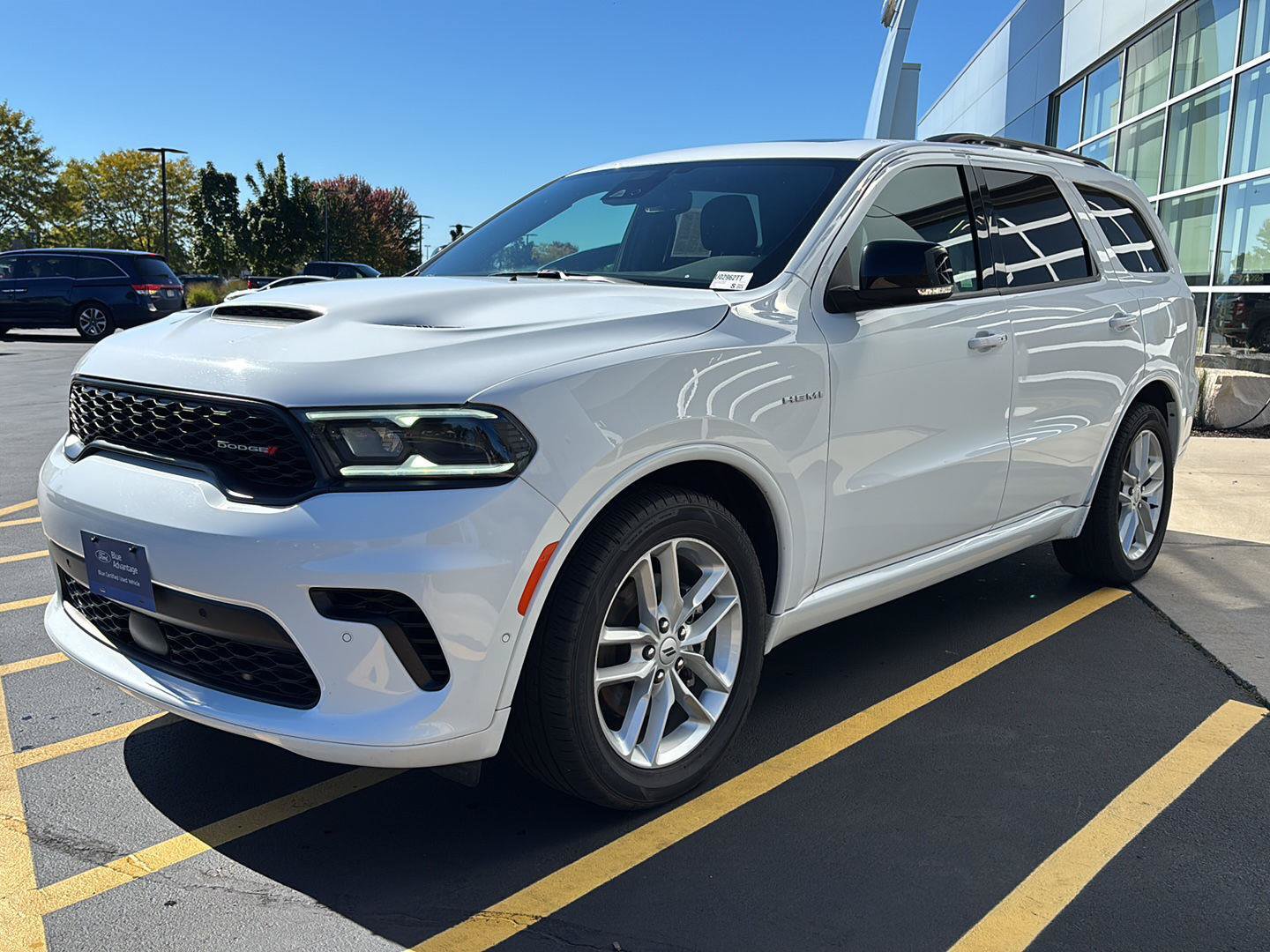 Used 2025 Dodge Durango R/T AWD/4WD image 3