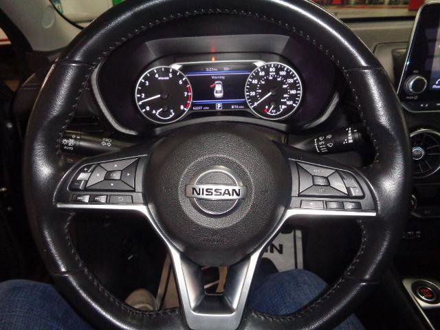 Used 2023 Nissan Sentra SV image 11