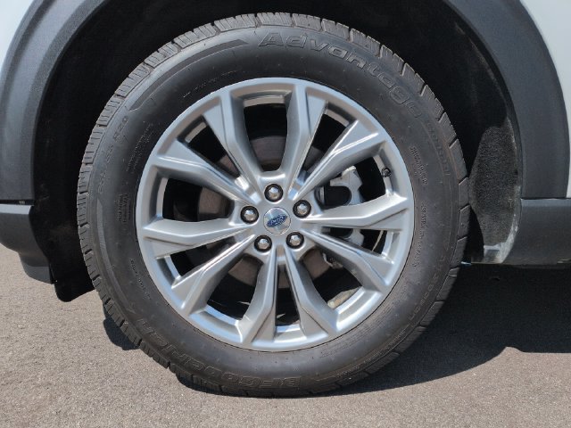 Certified 2021 Ford Explorer XLT w/ Equipment Group 202A AWD/4WD image 10