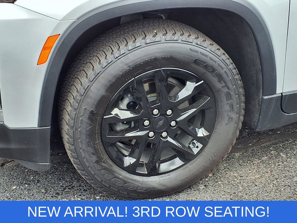 Used 2022 Chevrolet Traverse LS AWD/4WD image 26