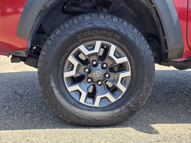 Used 2018 Toyota Tacoma TRD Off-Road RWD image 28