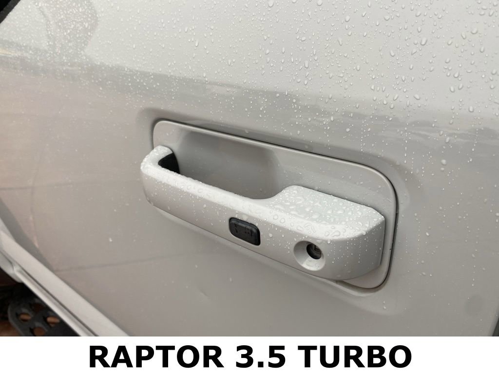 Certified 2017 Ford F150 Raptor w/ Equipment Group 802A Luxury image 24