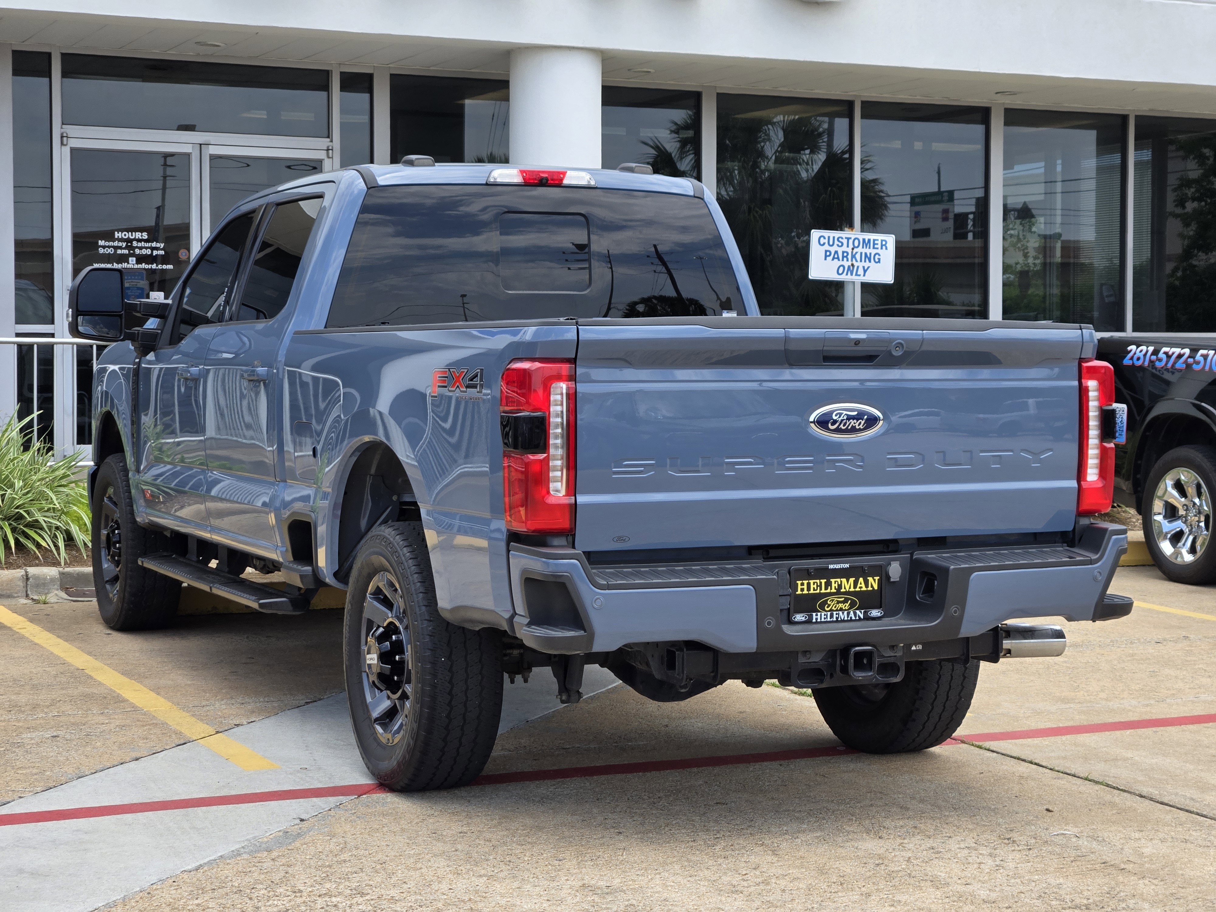 Certified 2023 Ford F250 Lariat w/ Lariat Ultimate Package AWD/4WD image 4