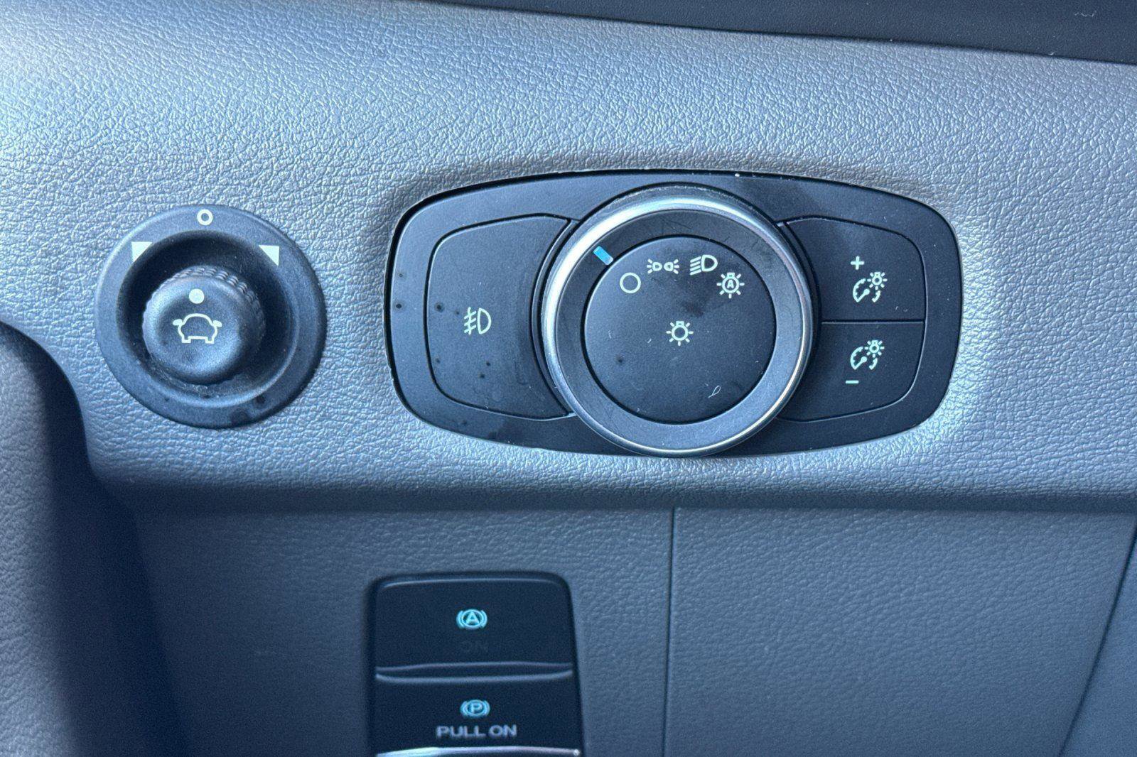 Certified 2023 Ford Transit 250 250 w/ Exterior Upgrade Package image 29