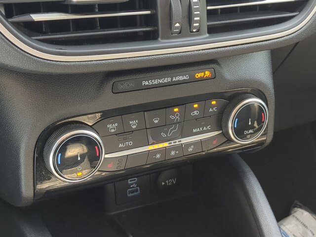 Certified 2022 Ford Escape SEL w/ Technology Package FWD image 26