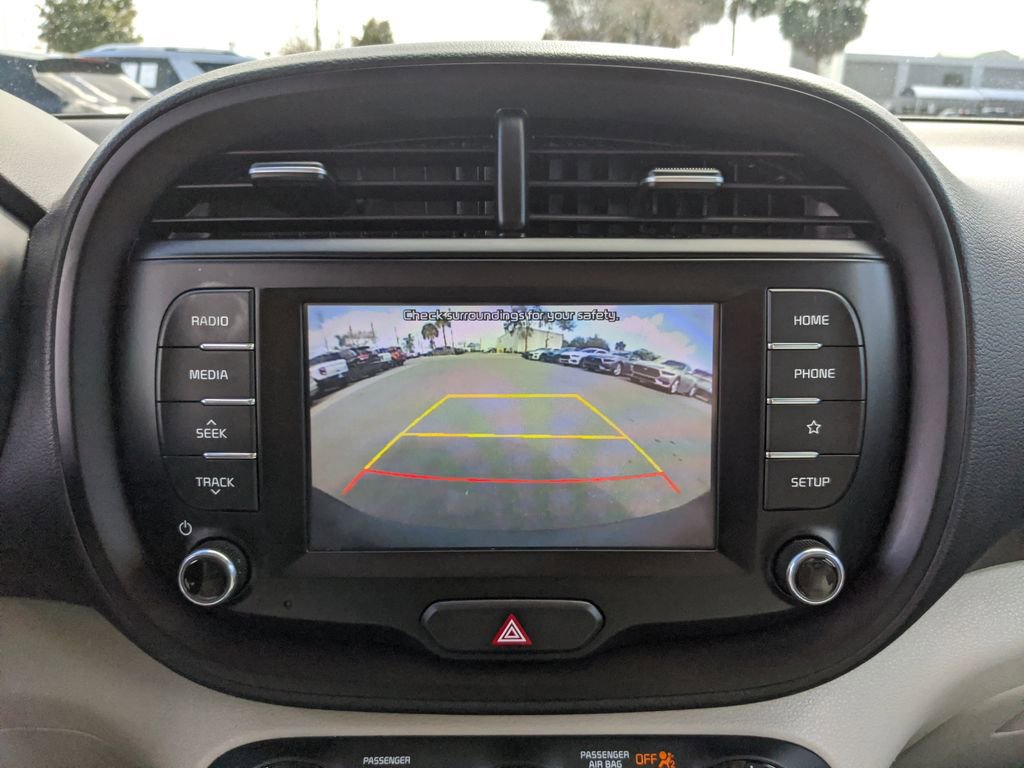 Used 2020 Kia Soul LX image 23