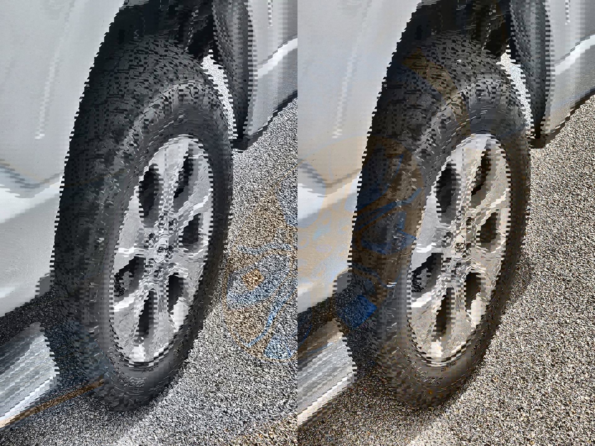 Certified 2023 Ford F150 Platinum w/ Equipment Group 701A High image 10