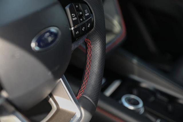 Certified 2025 Ford Explorer ST-Line w/ Premium Package image 26