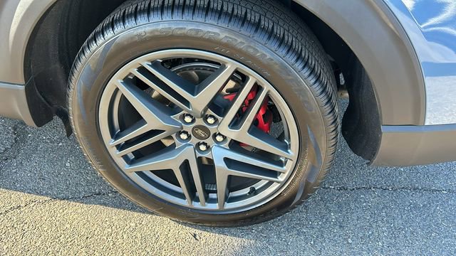 Certified 2025 Ford Explorer ST image 6