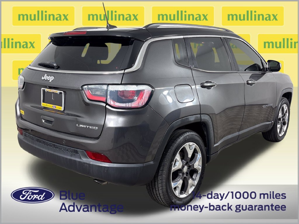 Used 2018 Jeep Compass Limited w/ Navigation Group FWD image 4