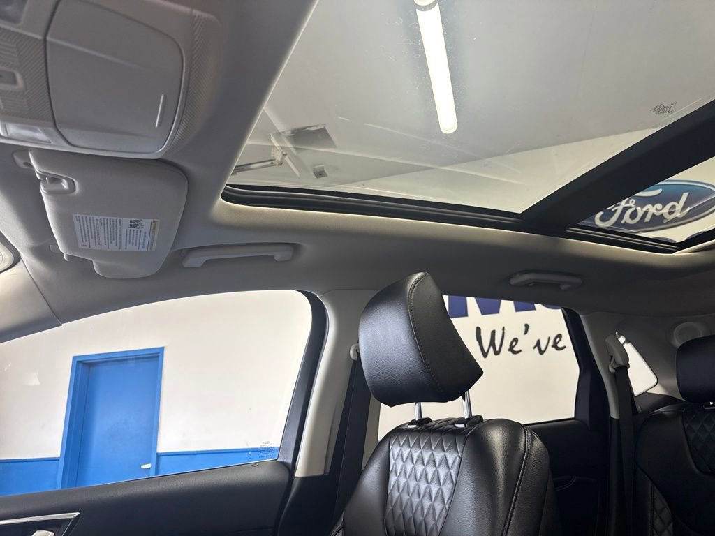 Certified 2023 Ford Edge Titanium image 20