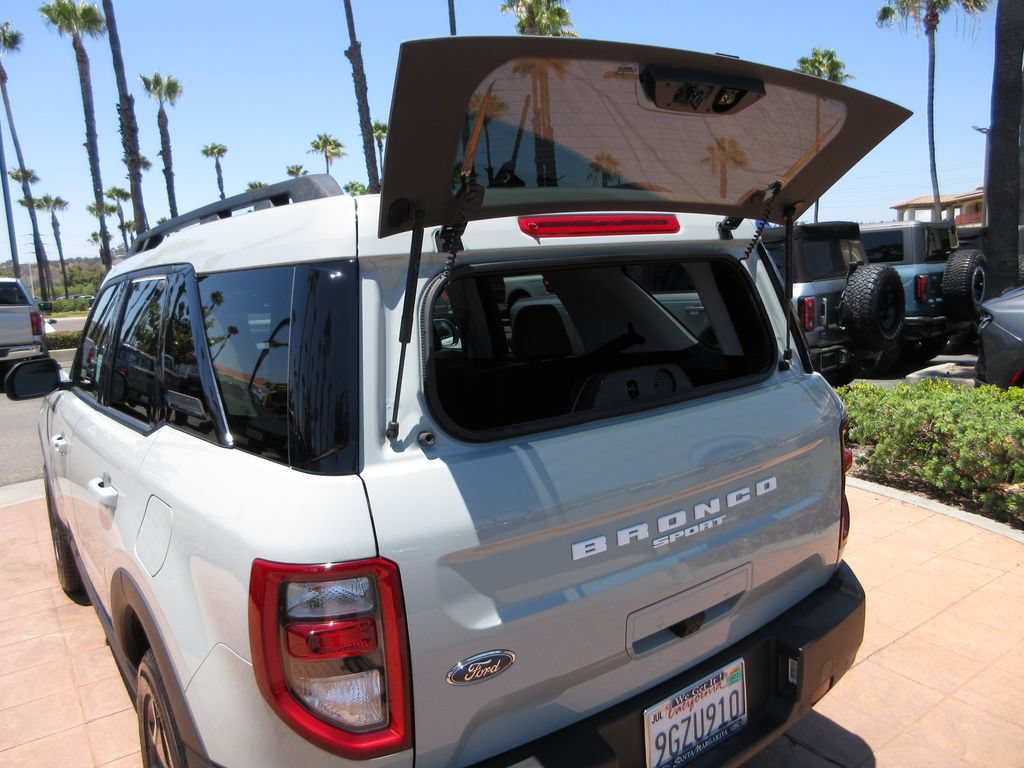 Certified 2023 Ford Bronco Sport Outer Banks w/ Tech Package AWD/4WD image 26