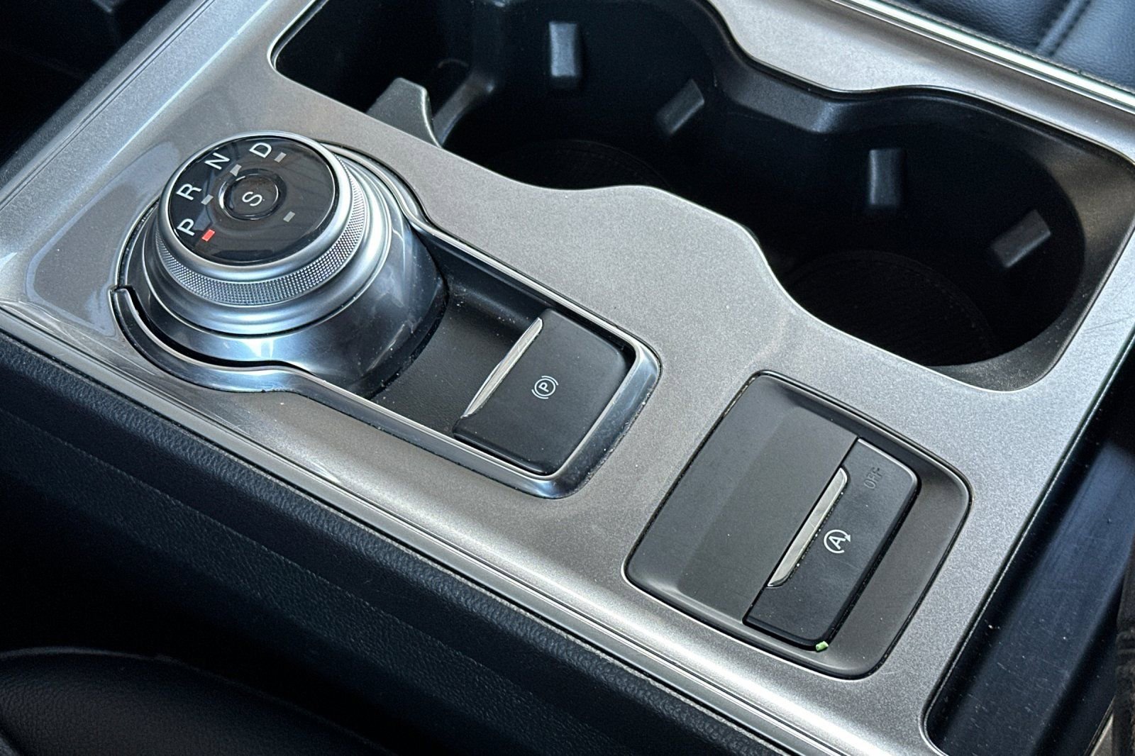 Certified 2024 Ford Edge SEL AWD/4WD image 17