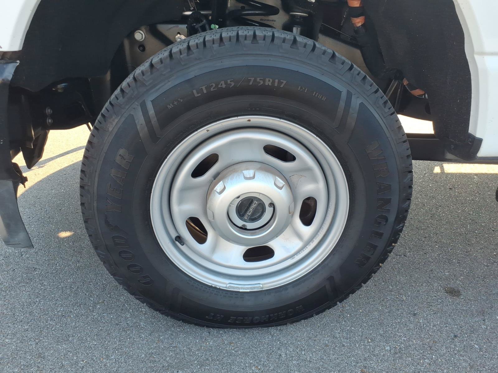 Certified 2026 Ford F250 XL AWD/4WD image 9