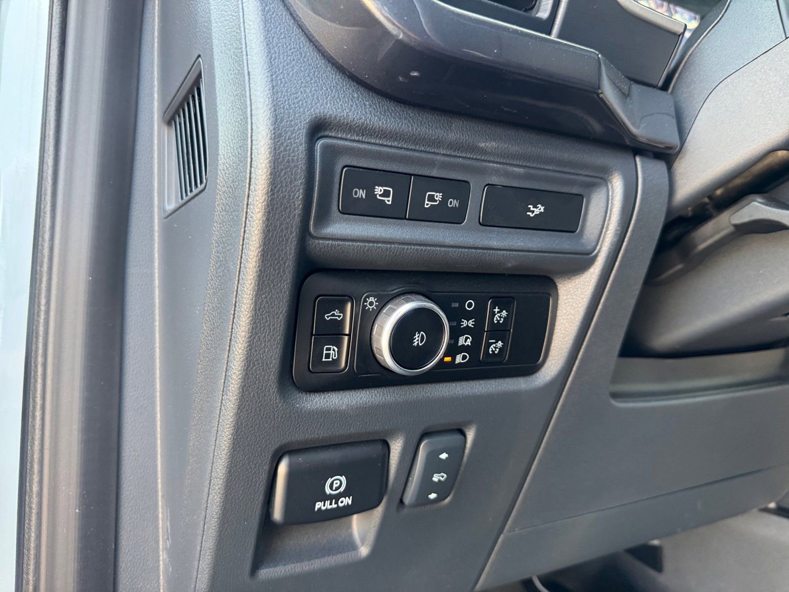 Certified 2023 Ford F150 XLT w/ Equipment Group 302A High image 14