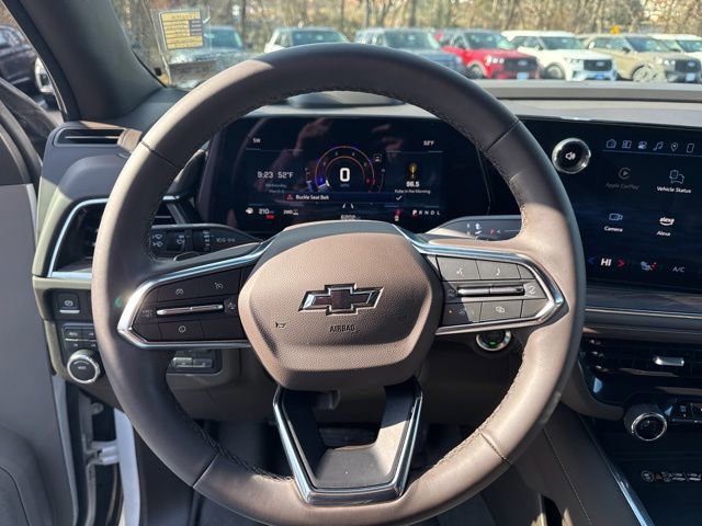 Used 2025 Chevrolet Tahoe Z71 w/ Comfort Package image 14