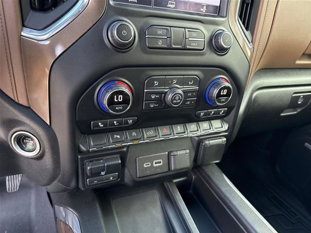 Used 2021 Chevrolet Silverado 1500 High Country AWD/4WD image 10