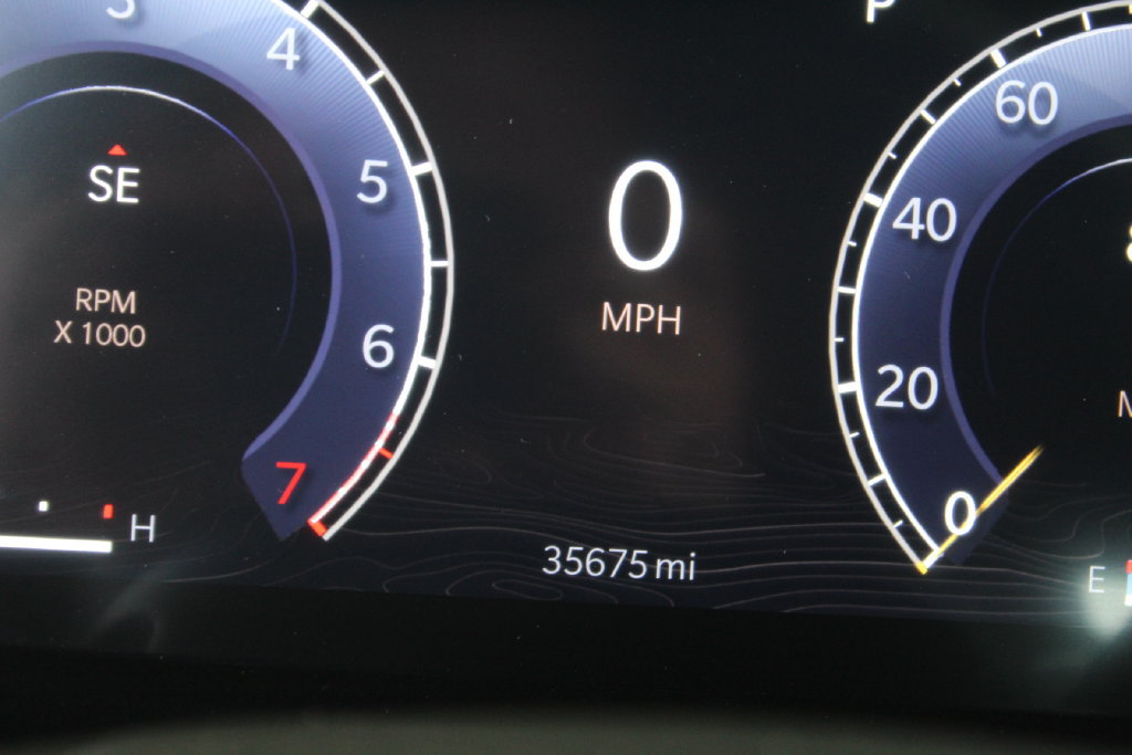 Used 2024 Jeep Grand Cherokee Limited RWD image 12