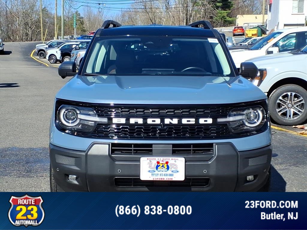 Certified 2025 Ford Bronco Sport Outer Banks w/ Outer Banks Tech Package+ AWD/4WD image 8