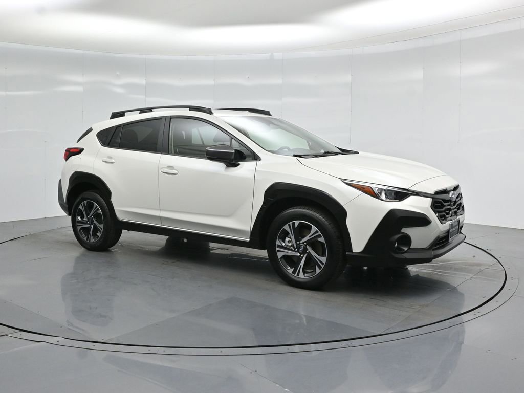 Used 2025 Subaru Crosstrek 2.0i Premium w/ Crosstrek Mirror Package AWD/4WD image 4