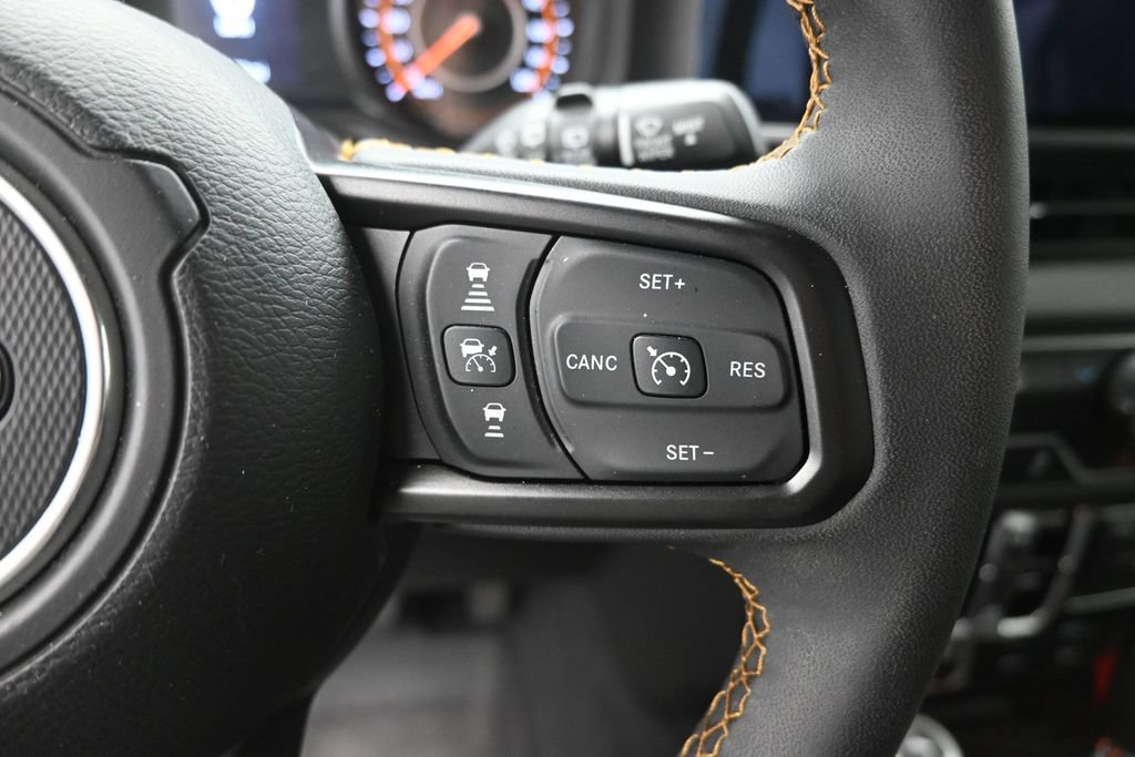Used 2024 Jeep Wrangler Unlimited Sport AWD/4WD image 7