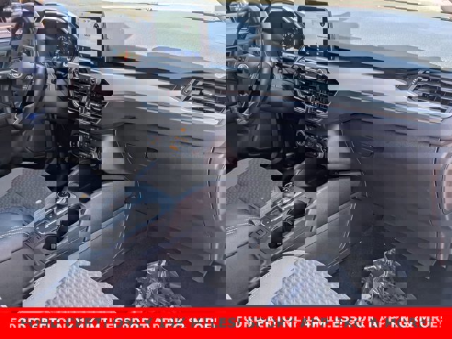 Certified 2022 Ford Escape SE w/ SE Sport Appearance Package image 27