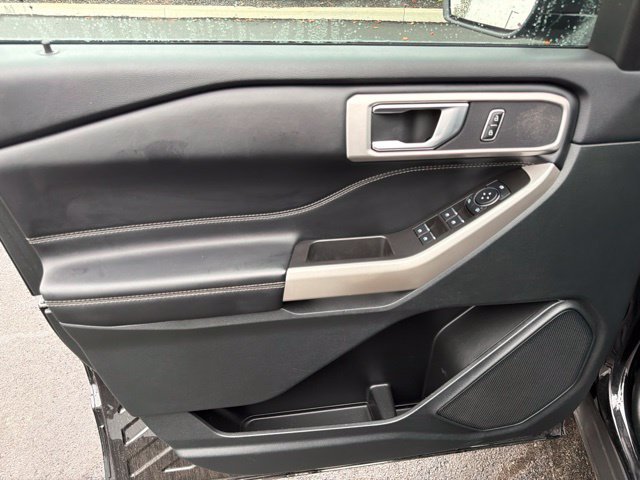 Certified 2024 Ford Explorer XLT w/ Equipment Group 202A AWD/4WD image 26