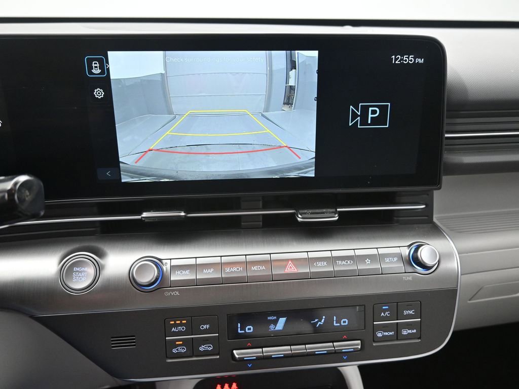 Used 2025 Hyundai Kona SEL FWD image 3