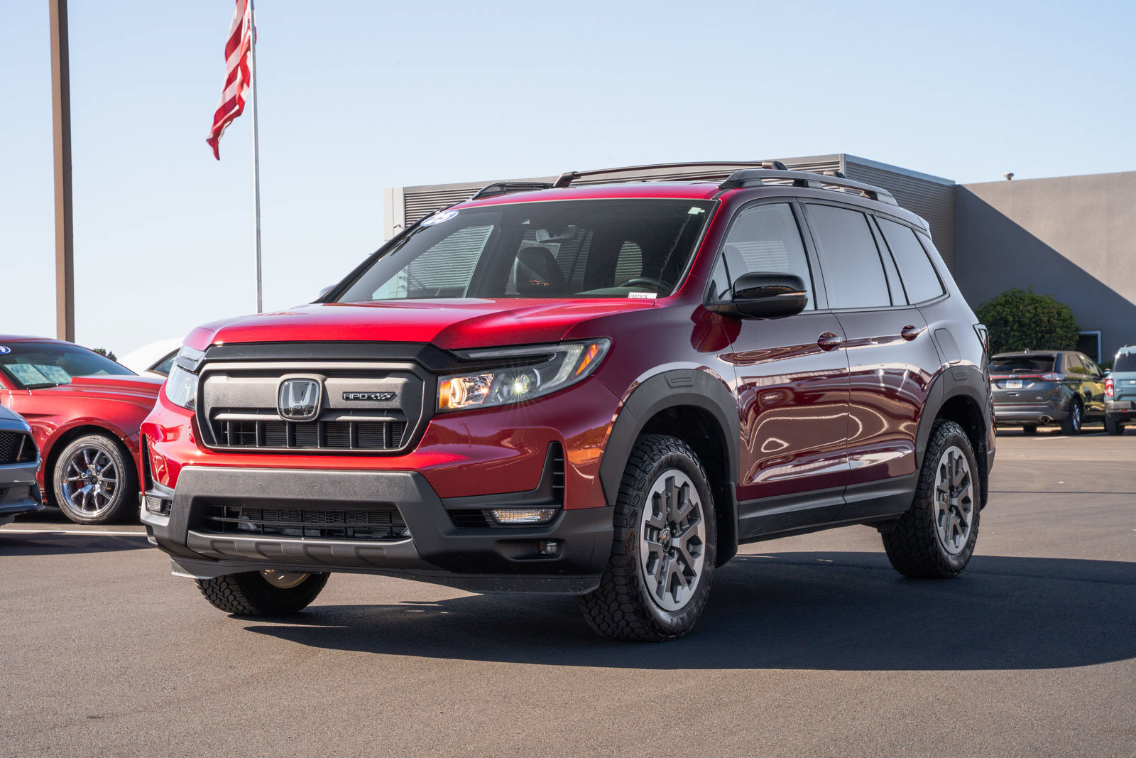 Used 2025 Honda Passport TrailSport image 3