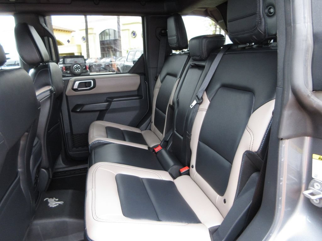 Certified 2024 Ford Bronco Wildtrak AWD/4WD image 25
