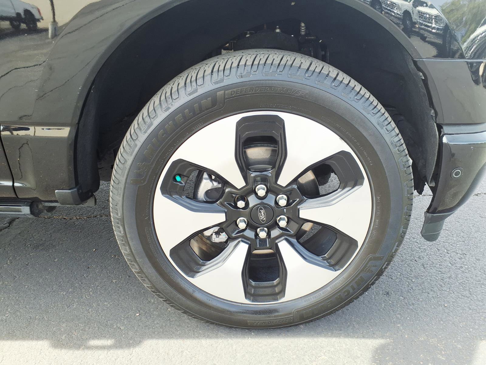 Certified 2023 Ford F150 Lightning Platinum AWD/4WD image 9