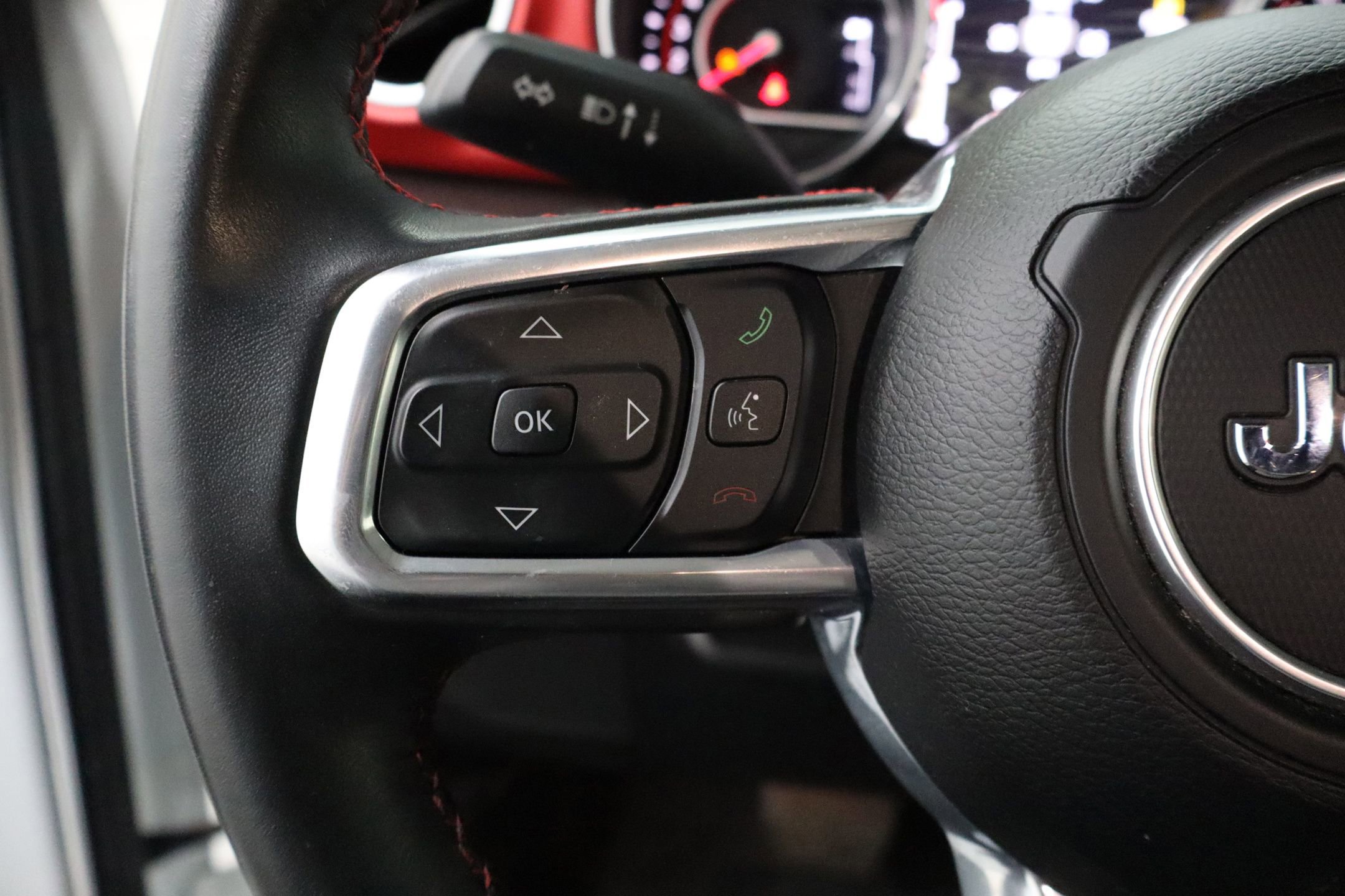 Used 2022 Jeep Gladiator Rubicon w/ Trailer Tow Package image 16