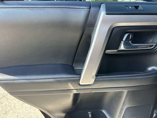 Used 2024 Toyota 4Runner Limited AWD/4WD image 18