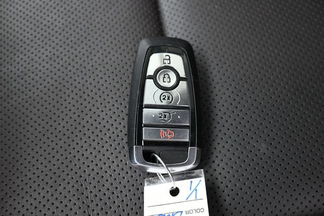 Certified 2025 Ford Explorer Platinum w/ LUX Leather Package AWD/4WD image 28