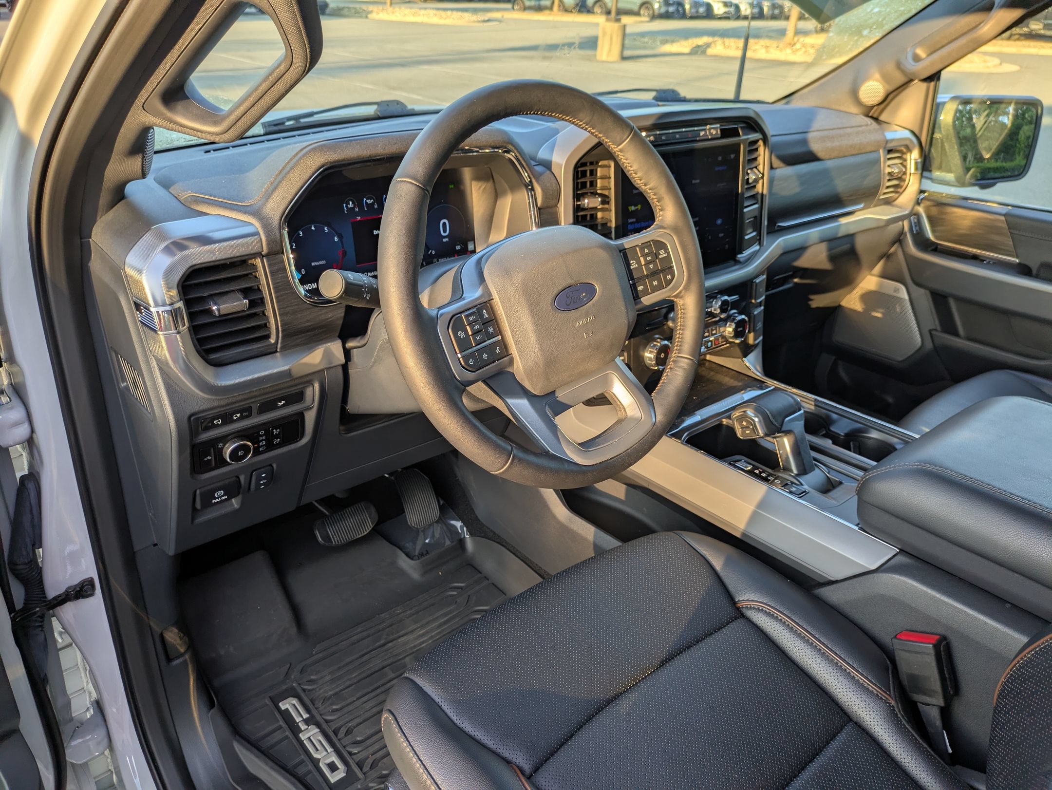 Certified 2024 Ford F150 Lariat w/ FX4 Off-Road Package AWD/4WD image 15