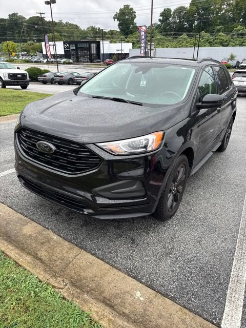 Certified 2023 Ford Edge SE w/ Black Appearance Package AWD/4WD image 4