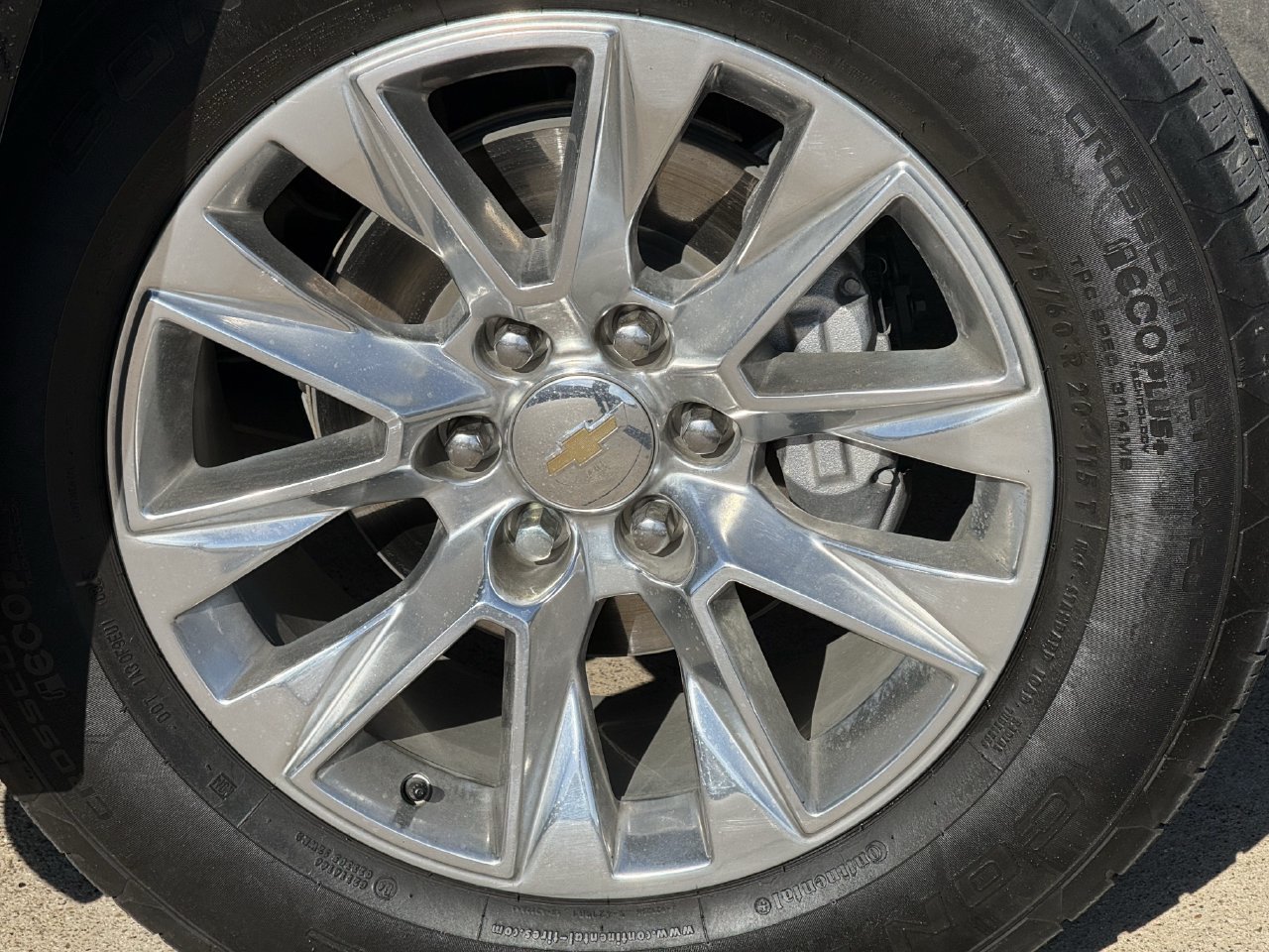 Used 2025 Chevrolet Tahoe Premier AWD/4WD image 9