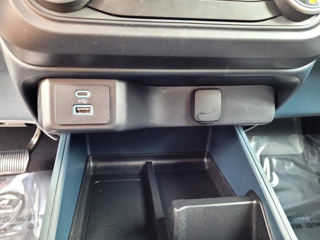 Certified 2024 Ford Maverick XL FWD image 17
