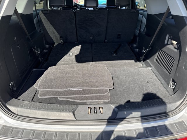 Certified 2023 Ford Explorer XLT w/ Equipment Group 202A RWD image 22