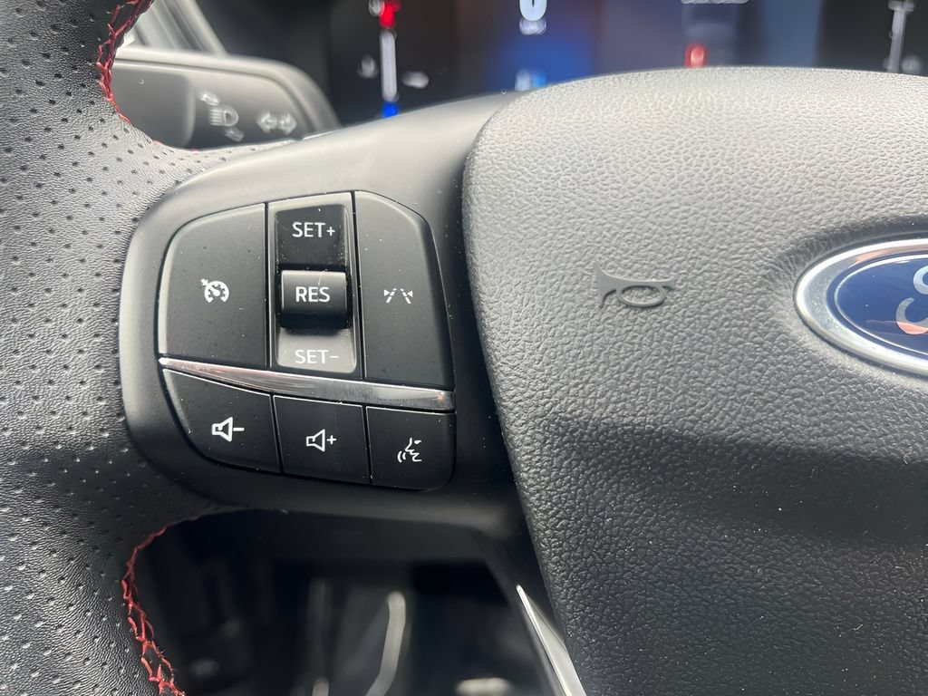 Certified 2026 Ford Escape ST-Line AWD/4WD image 15