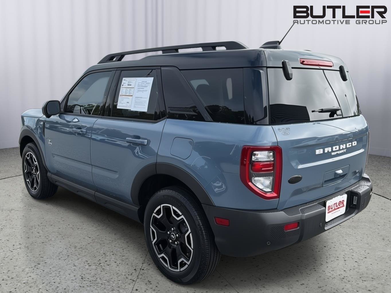 Certified 2025 Ford Bronco Sport Outer Banks w/ Outer Banks Tech Package+ AWD/4WD image 4